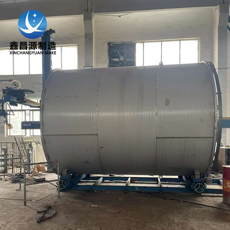 1693270209937836.jpg 不鏽鋼大型(xíng)儲罐-3.jpg